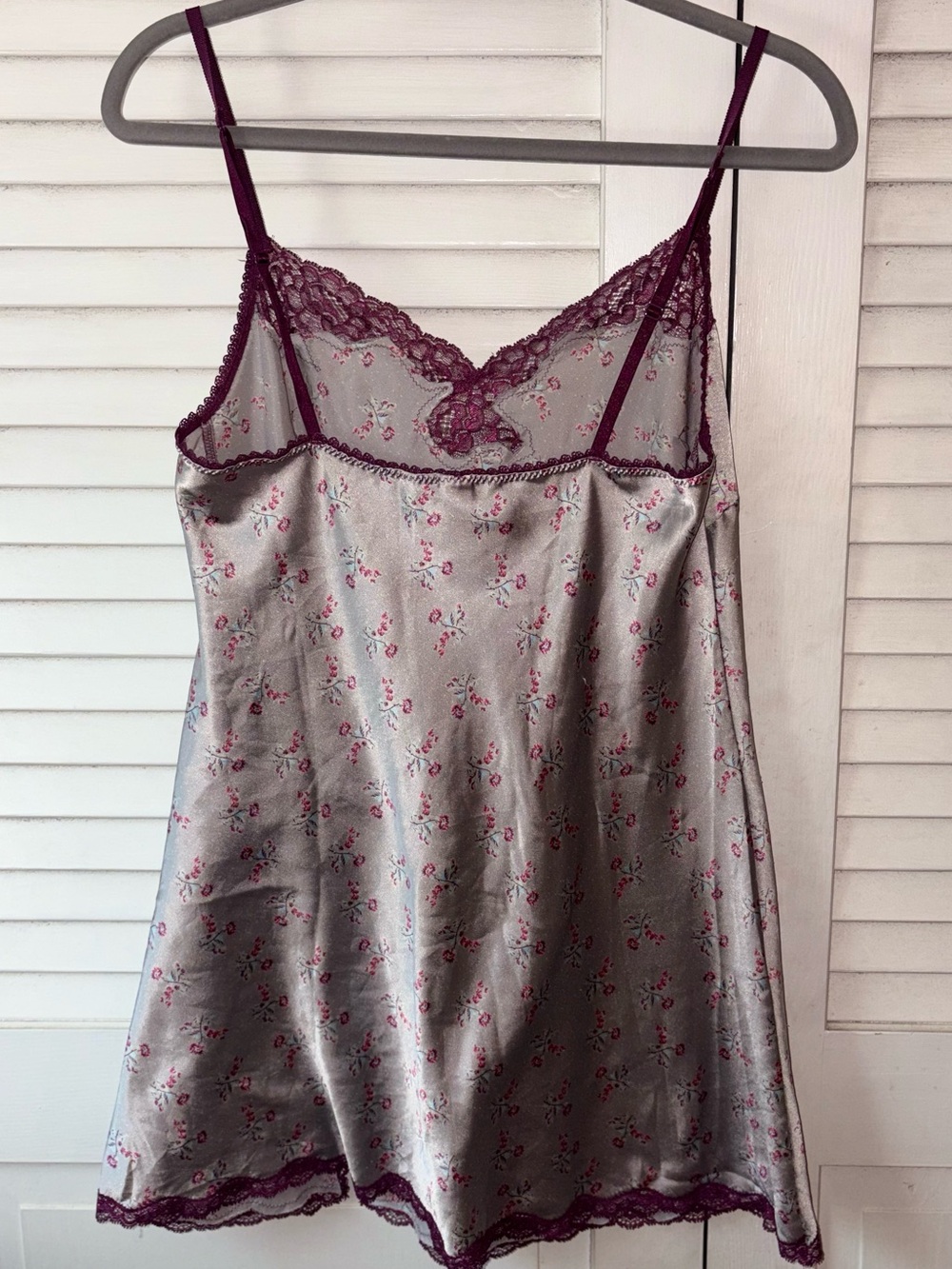 Vintage Victoria’s Secret Satin Lace Slip Camisole Top Floral Medium Y2K - Picture 6 of 8